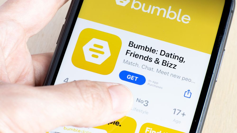Bumble dă afară 30% dintre angajați. Piața aplicațiilor de dating suferă, mai puțin aplicația Grindr