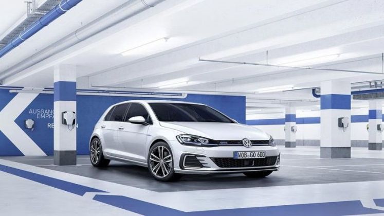 2017 Volkswagen Golf 7 Facelift debuteaza oficial cu un motor nou de 1,5 litri TFSI
