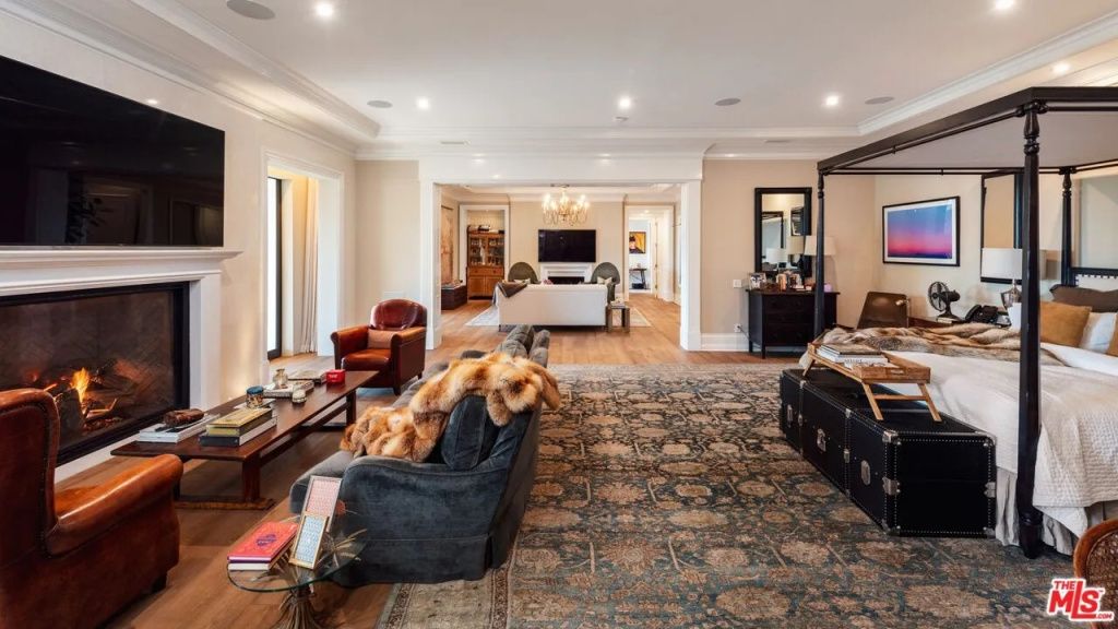 Cum arată casa de 68 mil. euro, scoasă la vânzare de Jennifer Lopez și Ben Affleck - Imagine 15