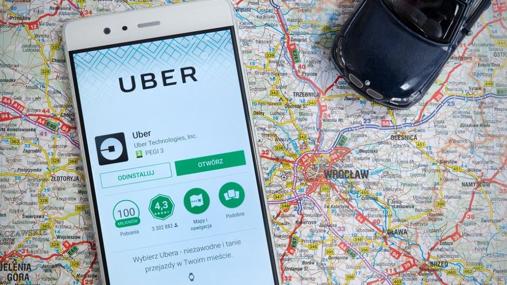 Uber, funcții noi pentru vacanța de vară. Ce mai poți folosi în afară de mașină