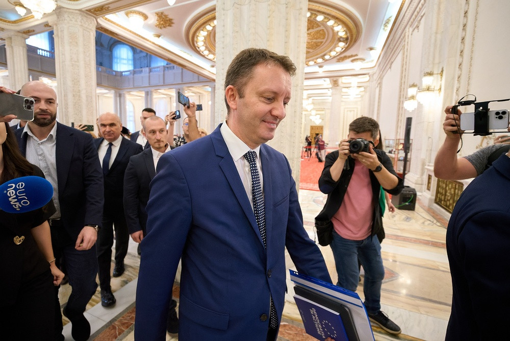 Siegfried Mureșan îi cere lui Grindeanu să voteze Guvernul. Ce a preluat din programul PSD