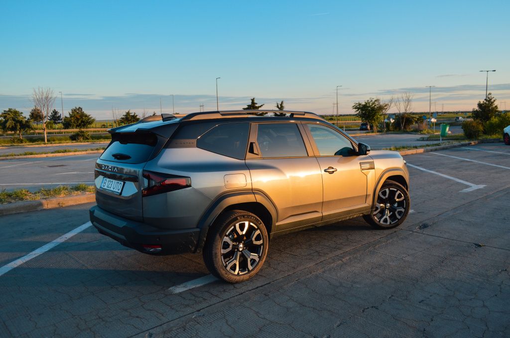 [FOTO] Test Drive Dacia Bigster Hybrid 155. Prima Dacia care oferă liniștea unei mașini premium - Imagine 15