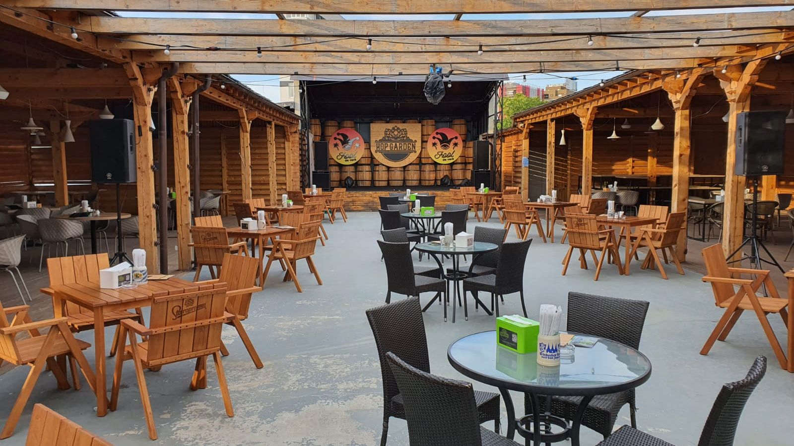 The Fool la Hop Garden: Peste 70 de spectacole și zeci de artiști la show-urile de stand-up comedy în aer liber