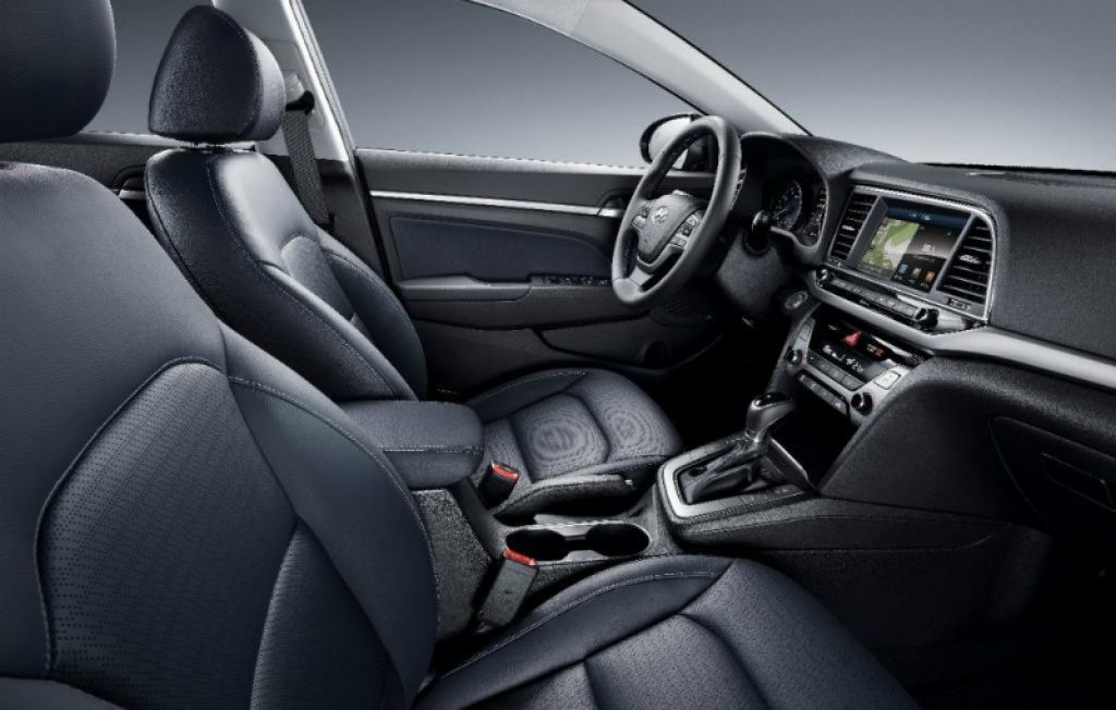 Hyundai Elantra - Imagine 5