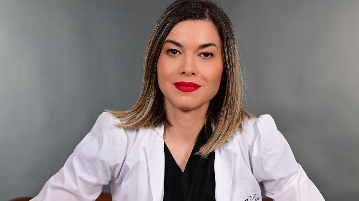 Cum ne protejăm pielea pe timpul iernii: sfaturile unui medic dermatolog