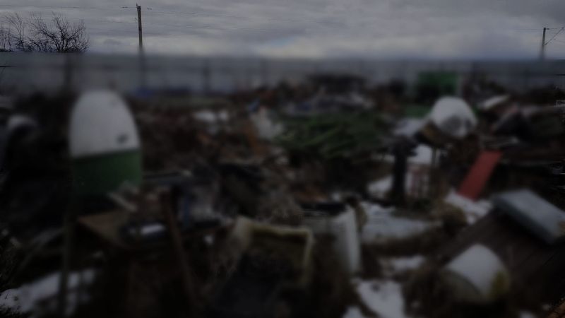 Percheziții într-un dosar privind gestionarea ilegală a deșeurilor în Harghita
