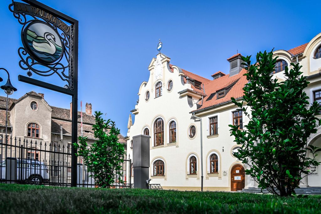 Sibiul are un nou monument: Baia Populară, cel mai vechi spa din România - Imagine 1