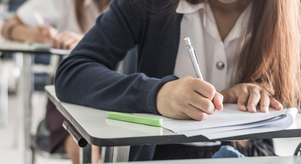 Sindicatele acuză haos în prima zi de Evaluare Națională. Platforma digitală, blocată:  "Mii de cadre didre didactice ținute ostatice"