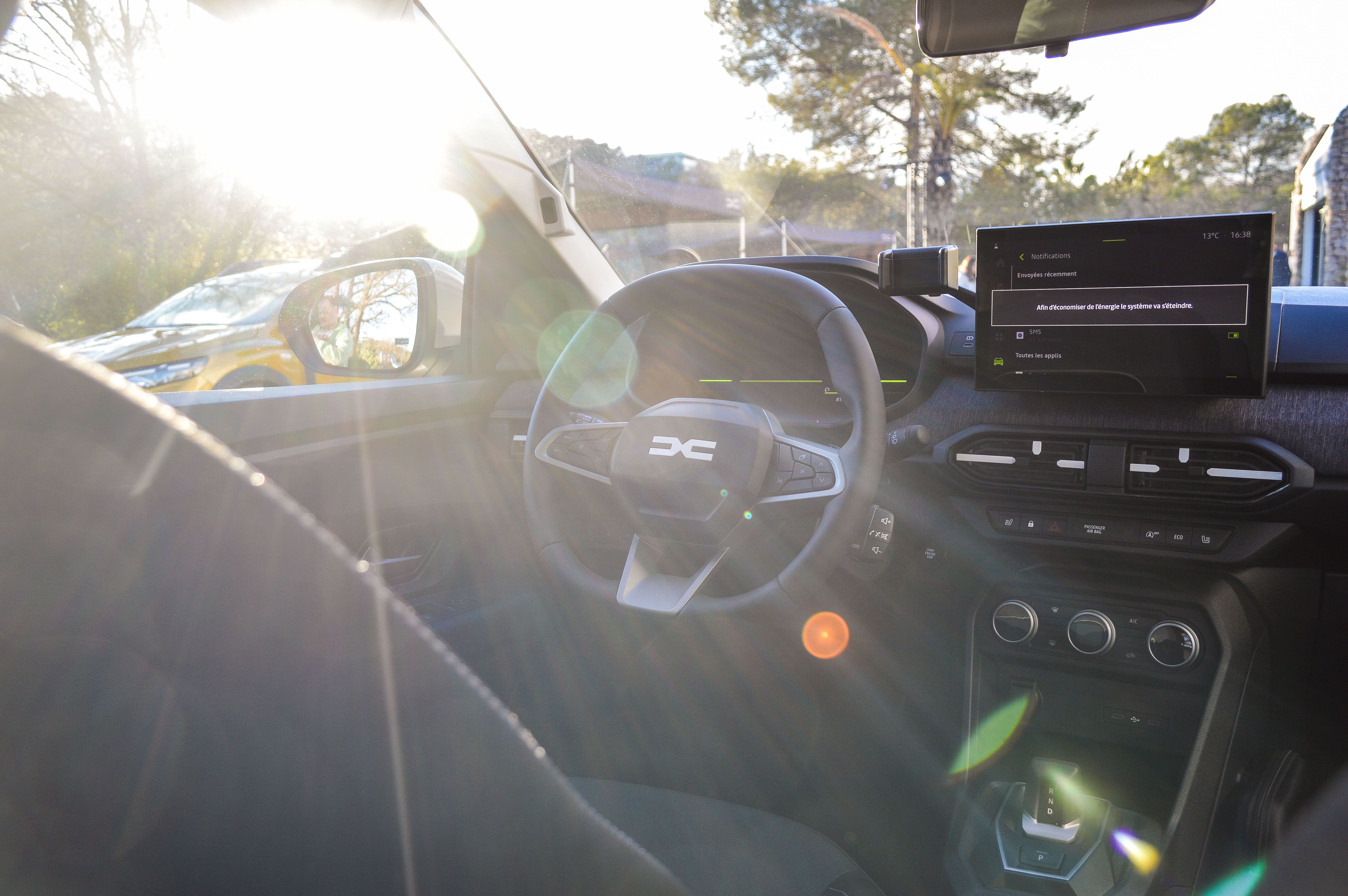FOTO | Prim contact cu Dacia Sandero Stepway 2026. Care sunt argumentele celei mai populare mașini din Europa - Poza 31