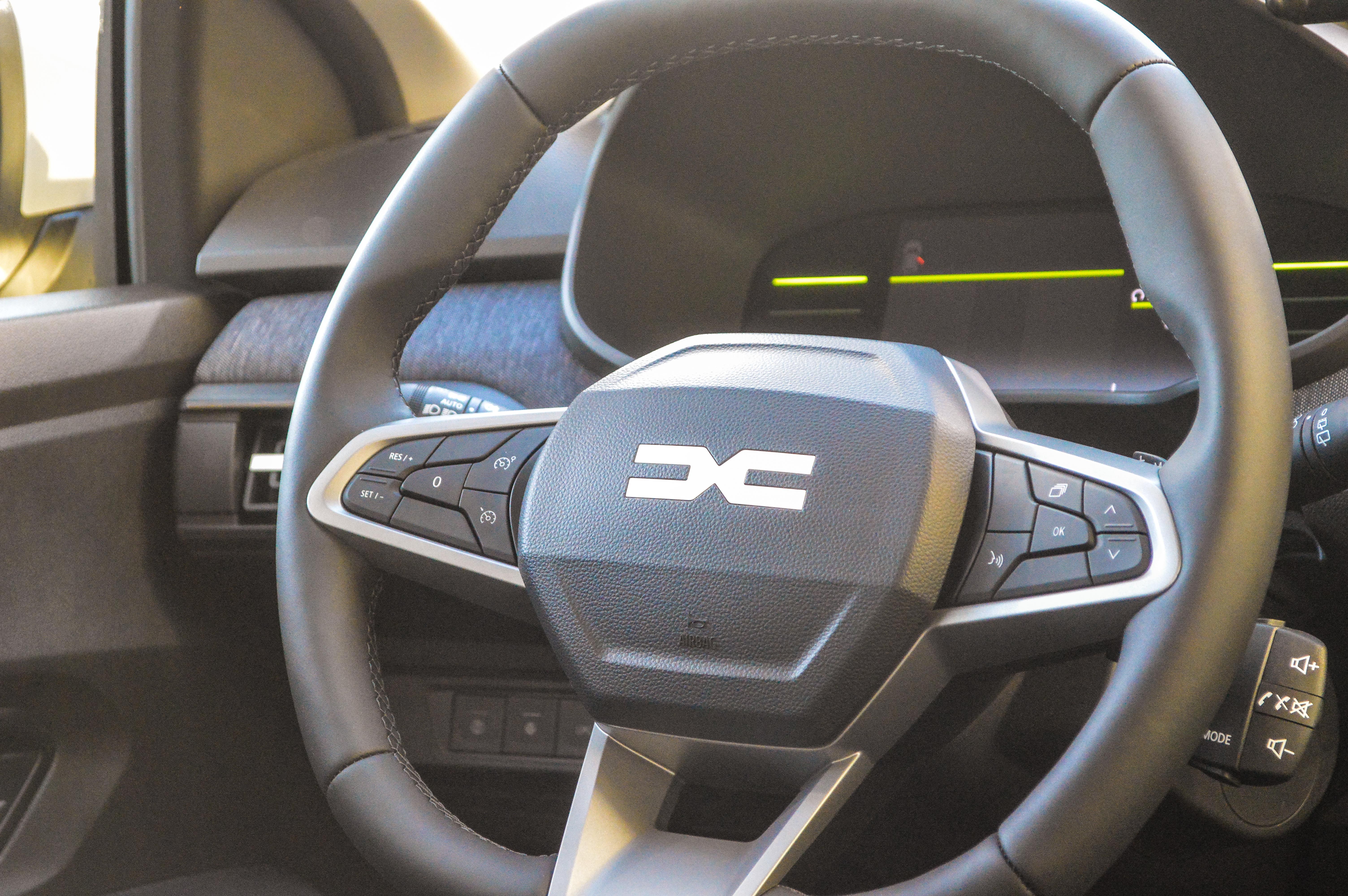 FOTO | Prim contact cu Dacia Sandero Stepway 2026. Care sunt argumentele celei mai populare mașini din Europa - Poza 29
