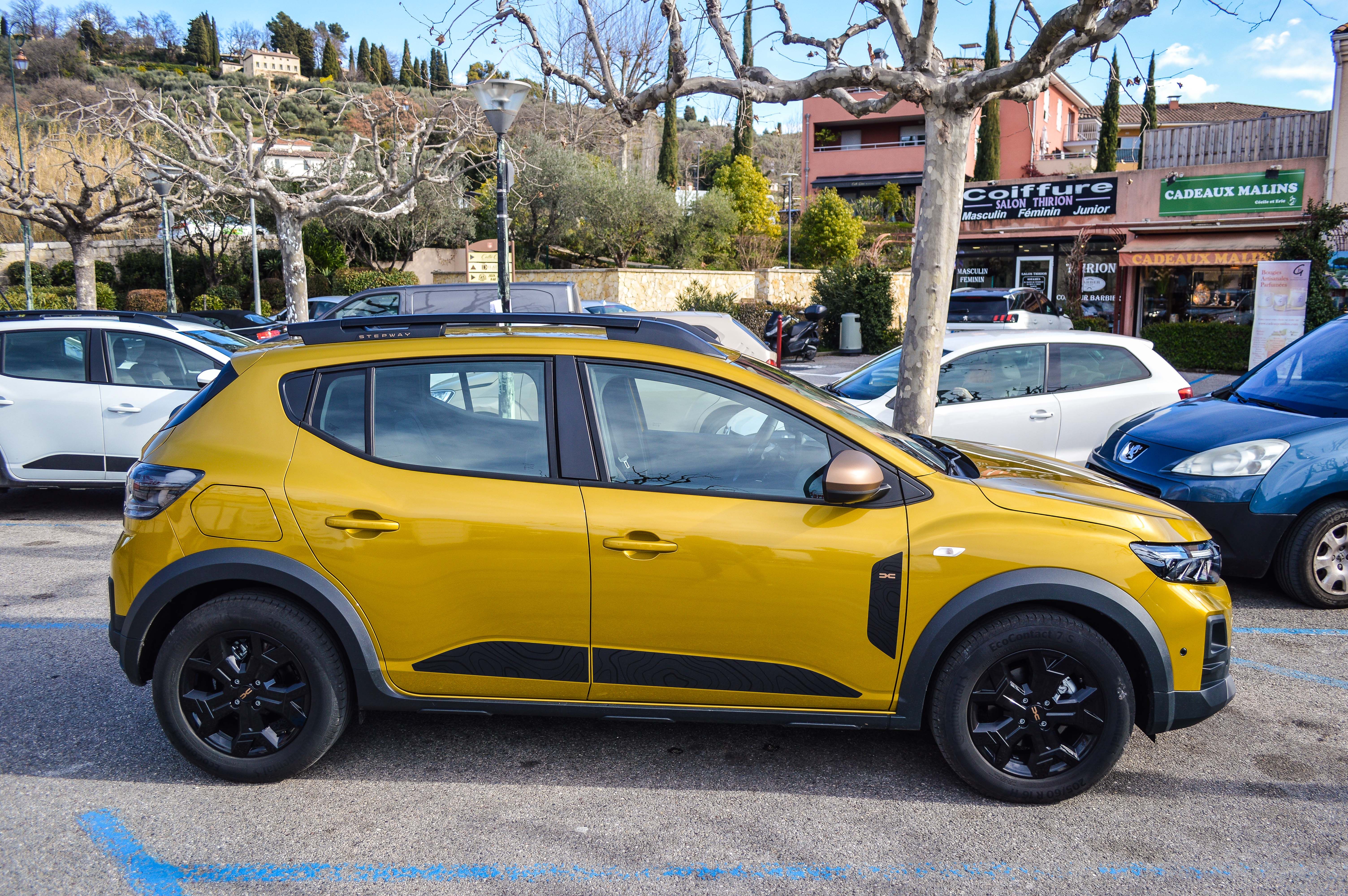 FOTO | Prim contact cu Dacia Sandero Stepway 2026. Care sunt argumentele celei mai populare mașini din Europa - Poza 5