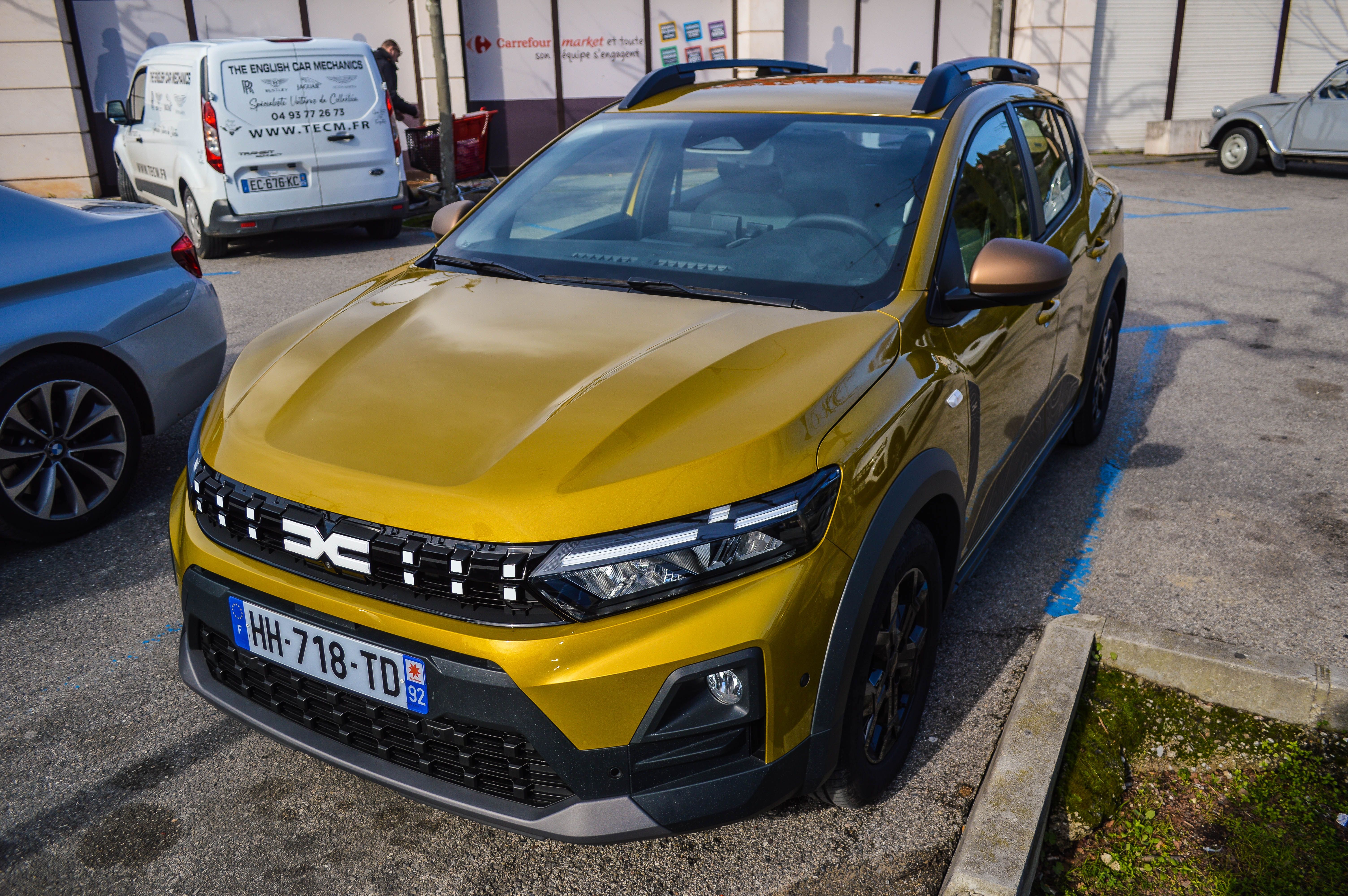 FOTO | Prim contact cu Dacia Sandero Stepway 2026. Care sunt argumentele celei mai populare mașini din Europa - Poza 2