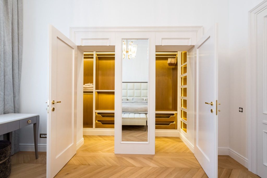 Cum arată un apartament de 2,5 milioane de euro din centrul Capitalei - Imagine 25