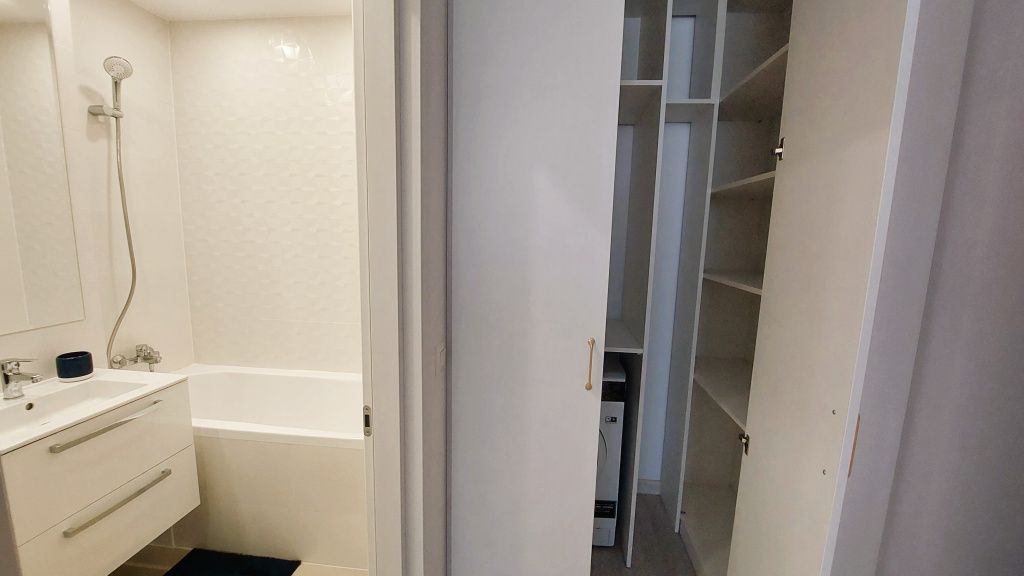 Apartament 3 camere tip 5B - Hils Brauner