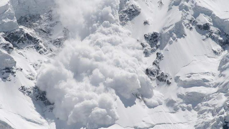 Autoritatile italiene confirma ca a fost identificat si cel de-al treilea roman minor afectat de avalansa din Abruzzo