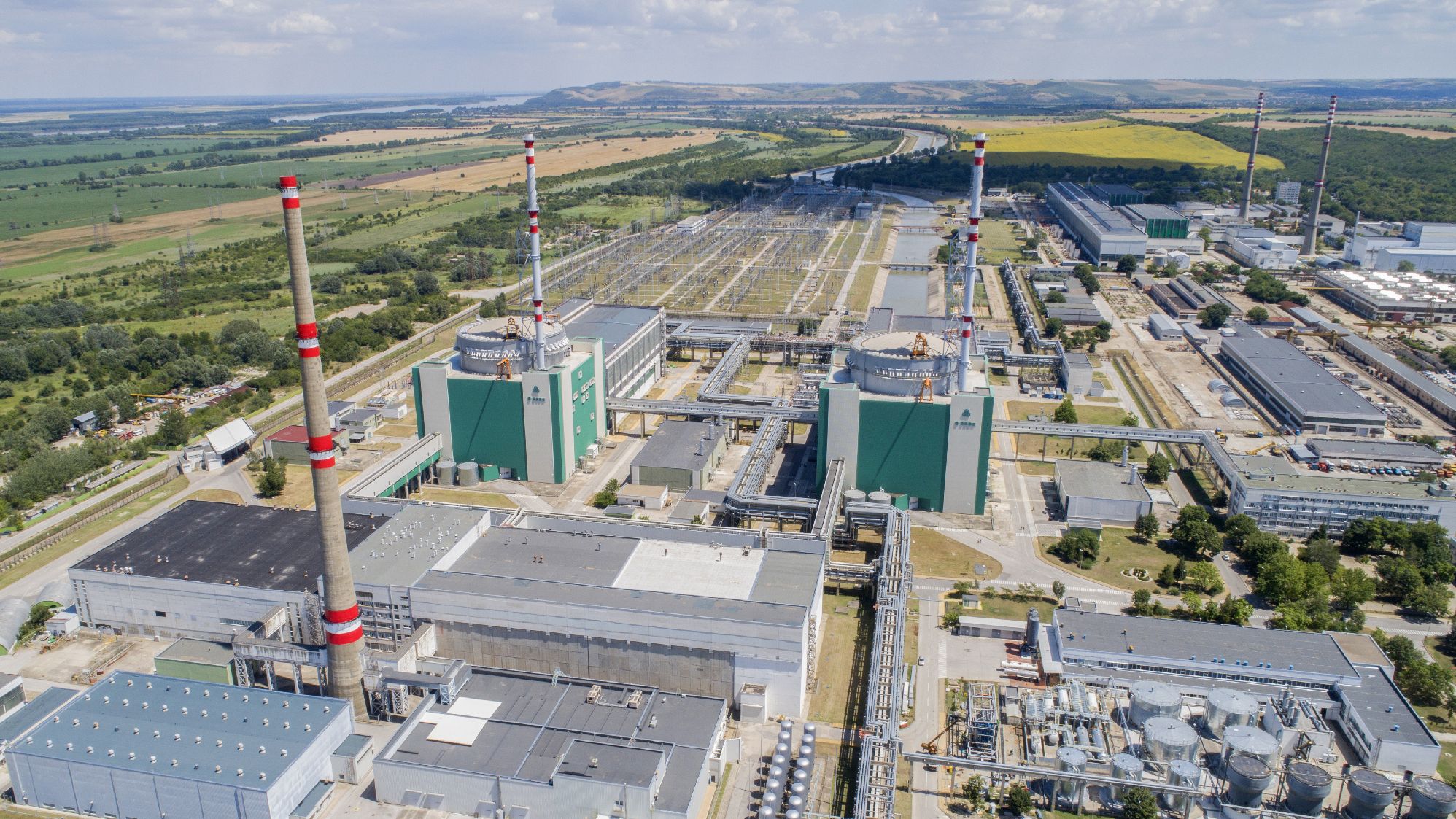 Începe cursa nucleară între România și Bulgaria: Kozlodui vs. Cernavodă: unde vor fi gata mai repede reactoarele 3 și 4?