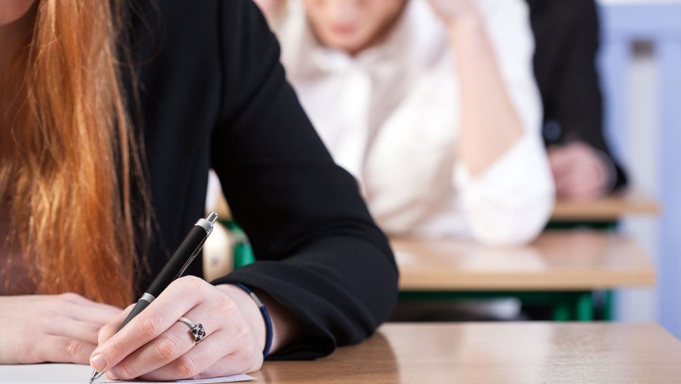 BAC 2026, proba la alegere a profilului. Examen la Fizică, Biologie, Geografie, Logică sau Informatică. Urmează rezultatele și contestațiile