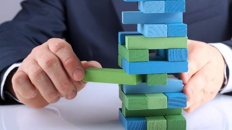 PRBAR: Noua lege RCA ar putea duce la disparitia a 30.000 de asistenti in brokeraj
