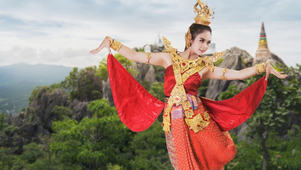 Fraudă pe YouTube. Cum au păgubit dansurile unei thailandeze investitorii Forex