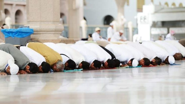 Franta a expulzat doi marocani radicalizati, pentru ca reprezentau o amenintare pentru ordinea publica