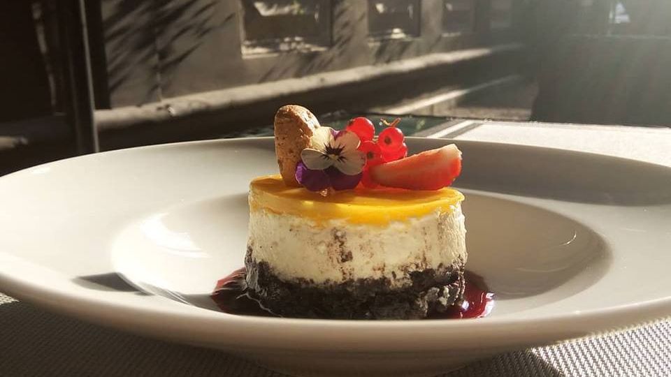 Mai multe companii promit clientilor reduceri dupa condamnarea lui Liviu Dragnea in prima instanta