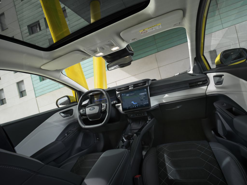 GALERIE FOTO | Ford a prezentat noul Puma Gen-E, crossover electric asamblat la Craiova - Imagine 10