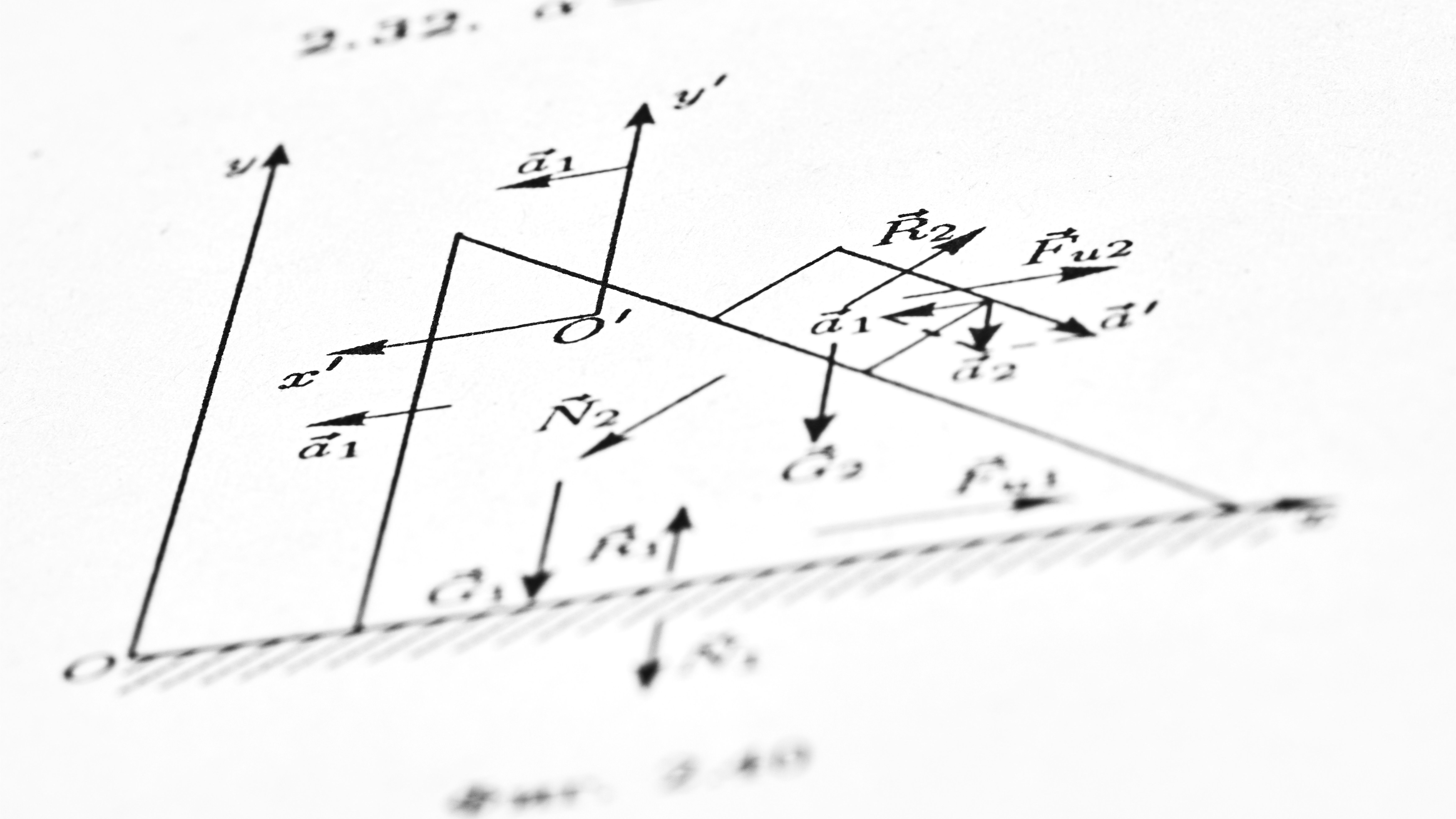 Ce trebuie să conțină o trusă geometrică?