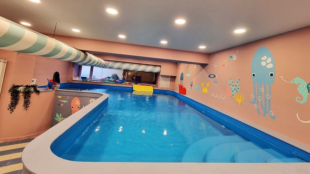 Investiție de 175.000 de euro într-un nou centru de educație acvatică Acvatic Bebe Club