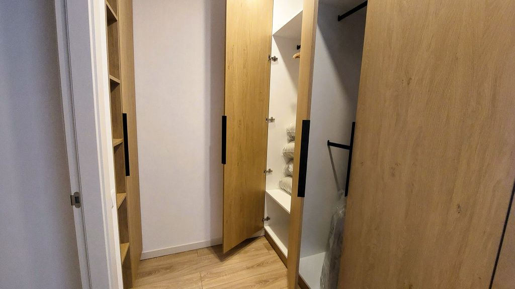 Cum arată un apartament de 150.000 euro din complexul de 4.500 de apartamente de lângă Stadionul - Imagine 39