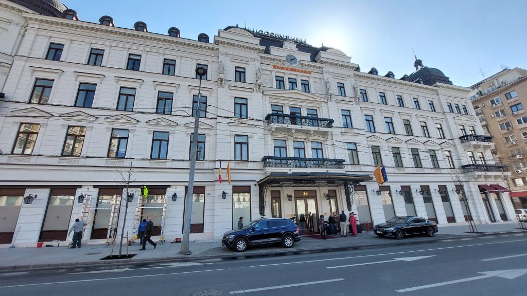 În București ca la Monaco. Cum arată cel mai nou hotel de lux din Capitală, care aduce în premi - Imagine 1
