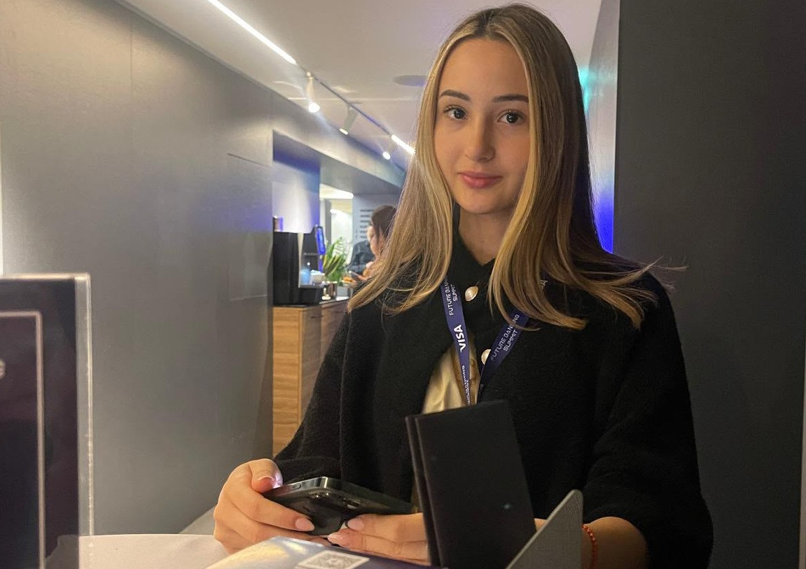Viitorul băncilor în era AI, prin ochii unei studente la ASE: Nu mă sperie faptul că ne afectează joburile de juniori, ba din contră