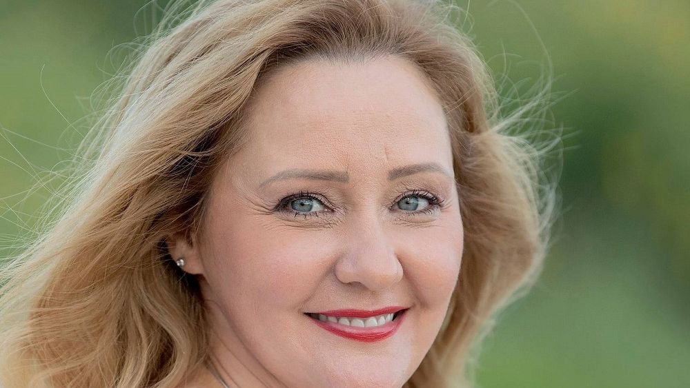 Elena Lasconi, candidata USR pentru primăria Câmpulung Muscel: „Refuz să mai stau pe margine, închisă într-o bulă de confort”