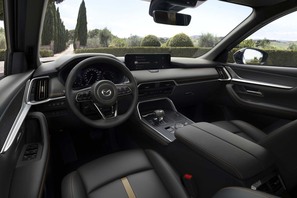 GALERIE FOTO | Mazda CX-80 prezentată pentru Europa - Imagine 6