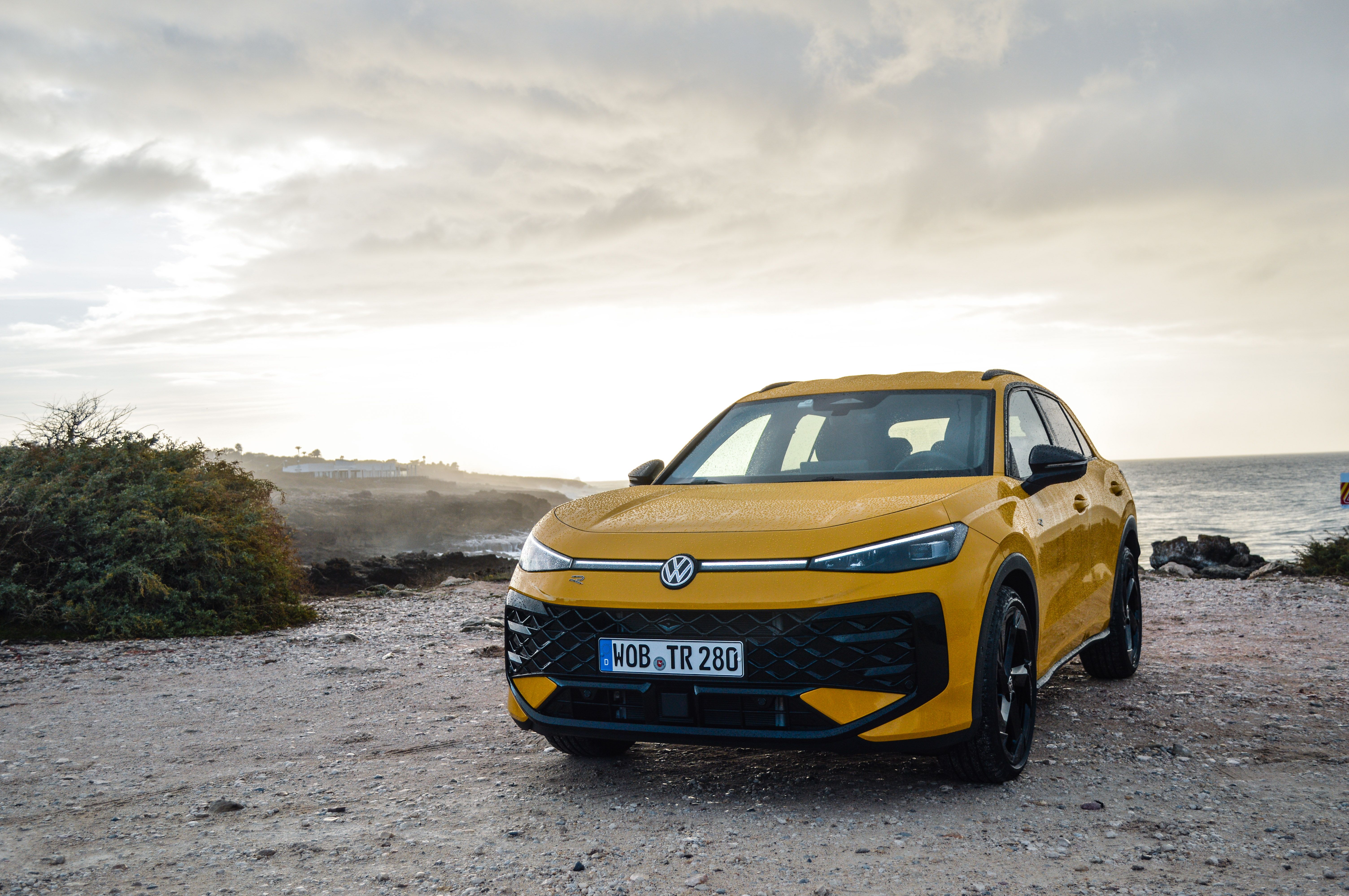 FOTO | Prim contact cu noul Volkswagen T-Roc. Cum au reușit germanii să îmbunătățească rețeta bestseller-ului lor - Poza 5