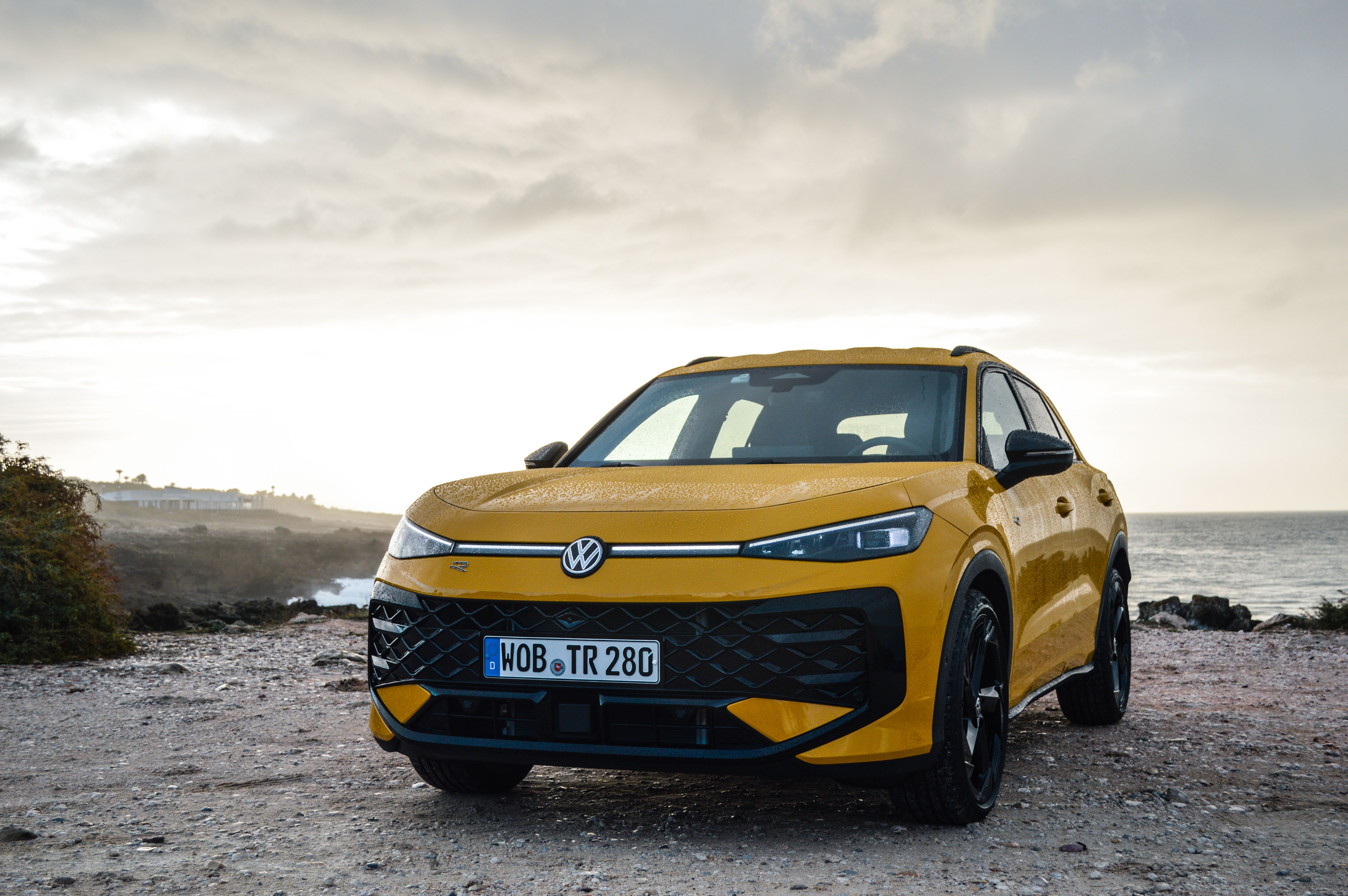 FOTO | Prim contact cu noul Volkswagen T-Roc. Cum au reușit germanii să îmbunătățească rețeta bestseller-ului lor - Poza 13