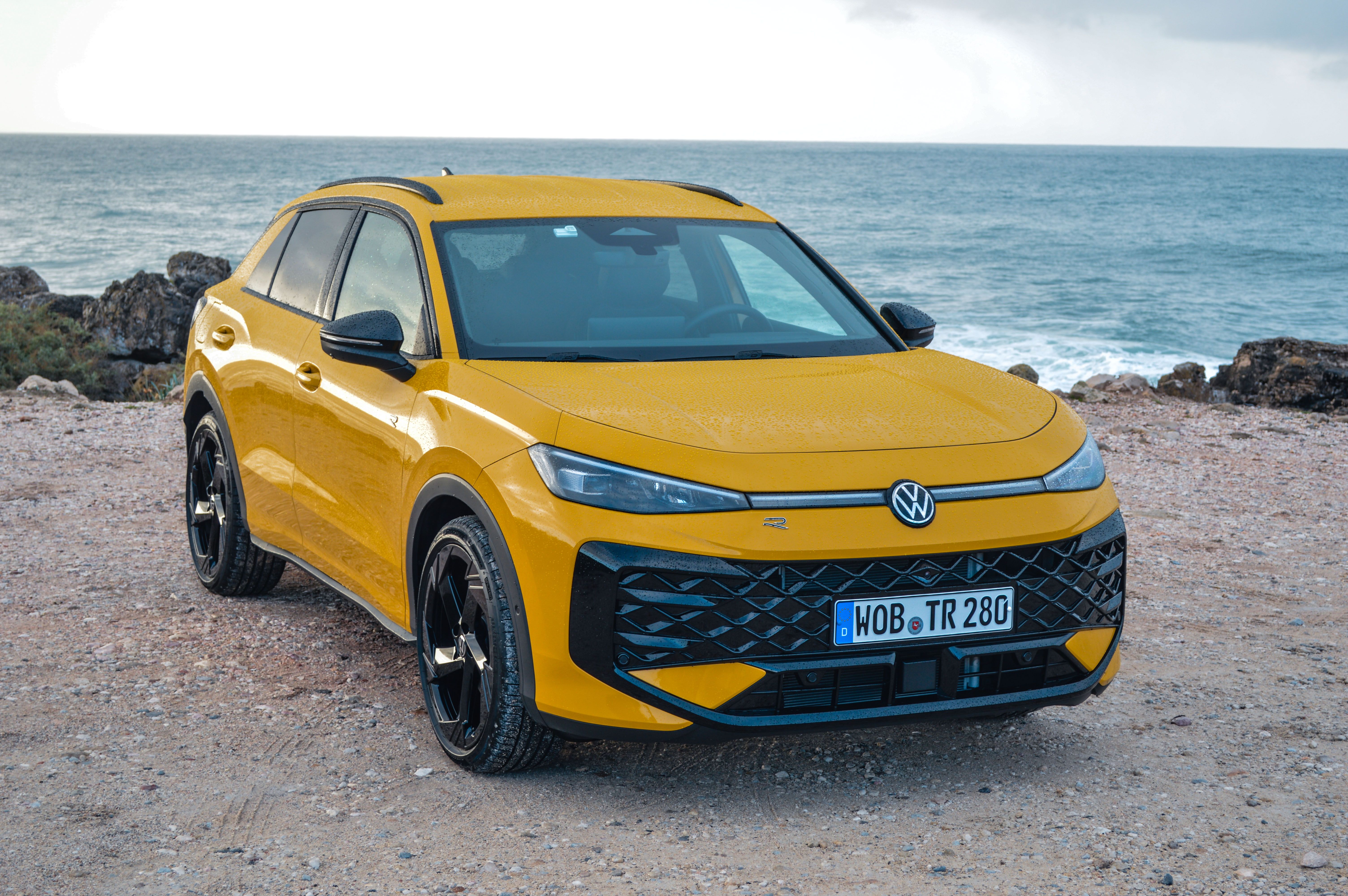 FOTO | Prim contact cu noul Volkswagen T-Roc. Cum au reușit germanii să îmbunătățească rețeta bestseller-ului lor - Poza 7