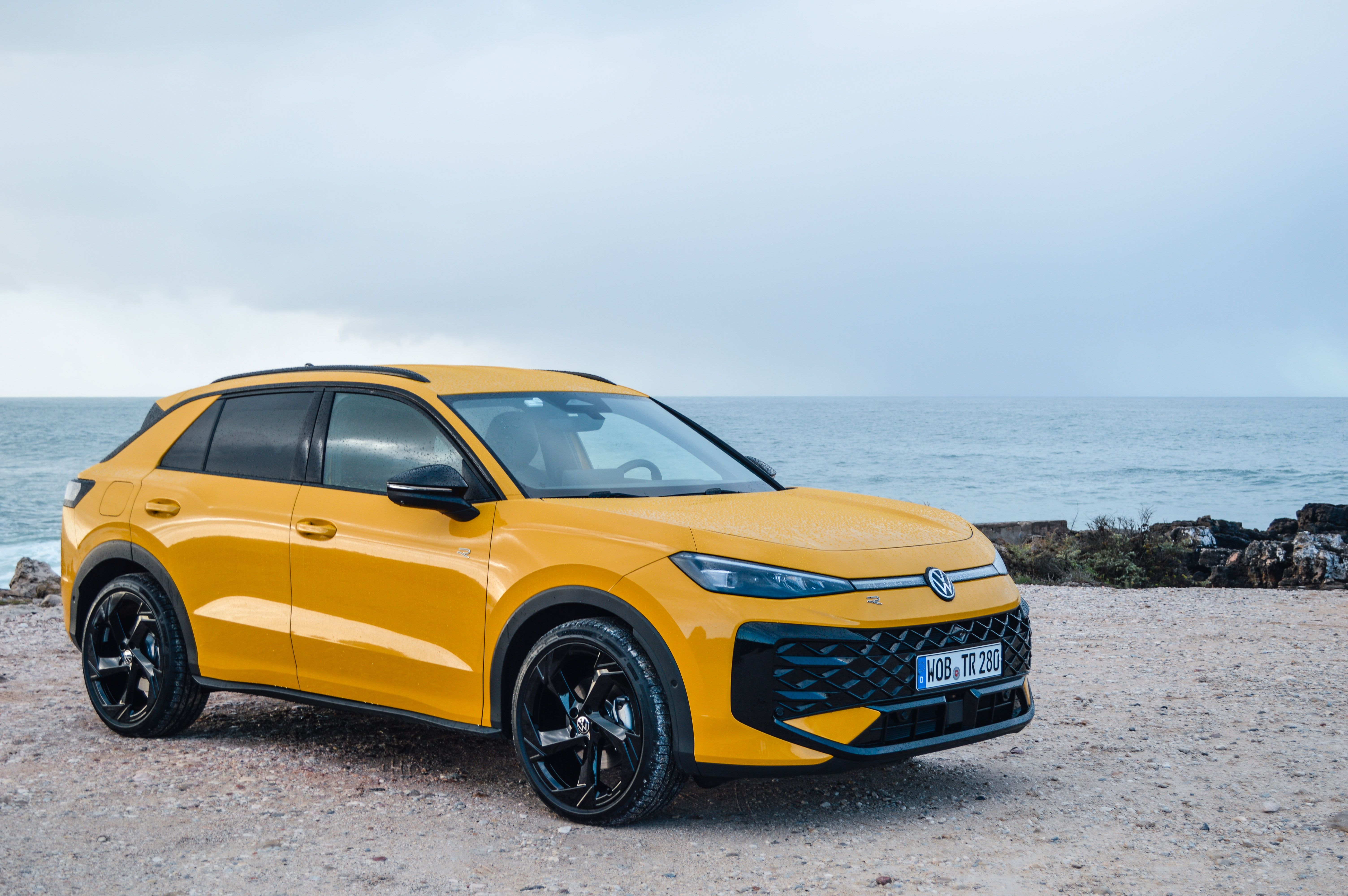 FOTO | Prim contact cu noul Volkswagen T-Roc. Cum au reușit germanii să îmbunătățească rețeta bestseller-ului lor - Poza 9