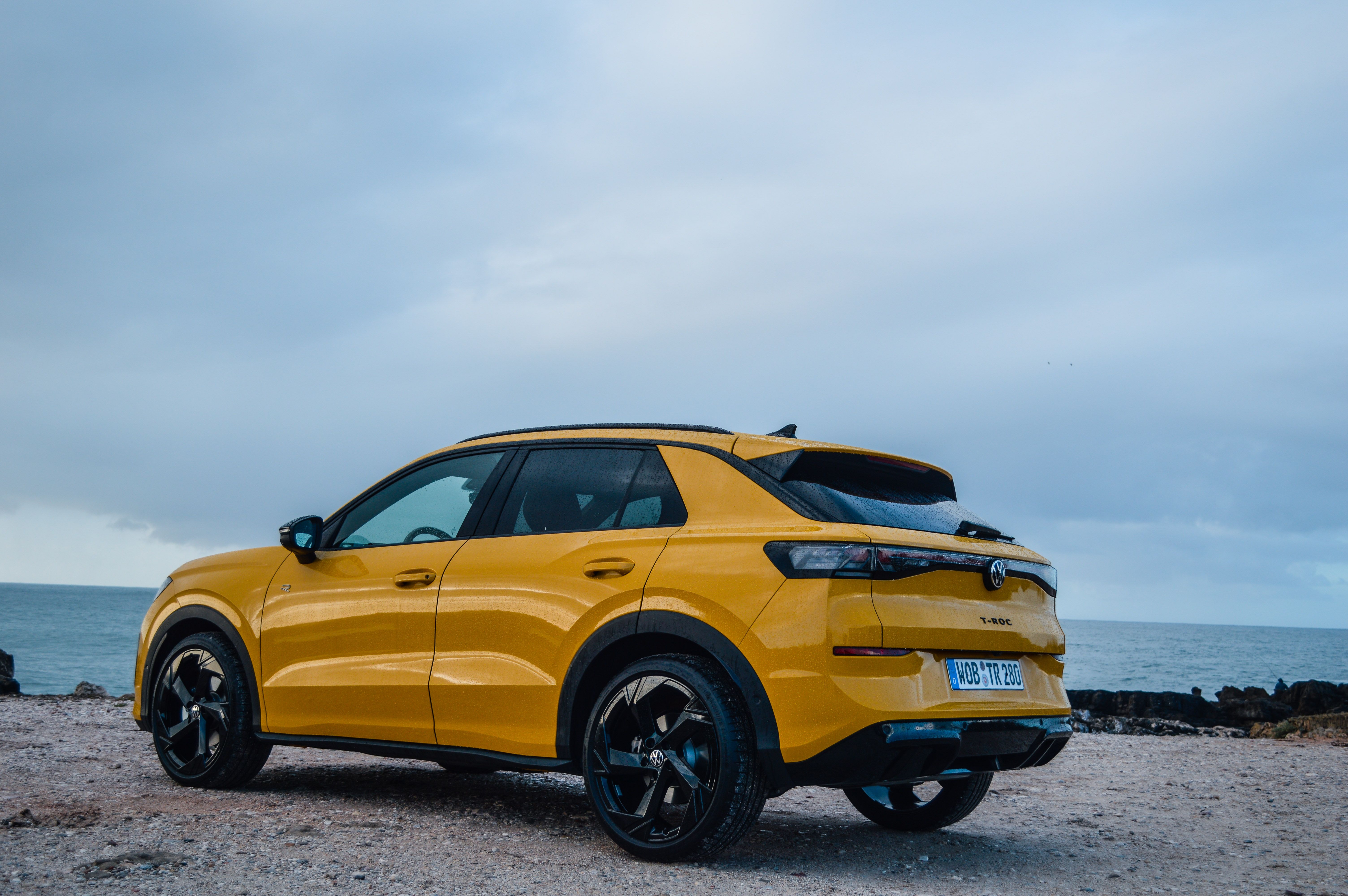 FOTO | Prim contact cu noul Volkswagen T-Roc. Cum au reușit germanii să îmbunătățească rețeta bestseller-ului lor - Poza 29