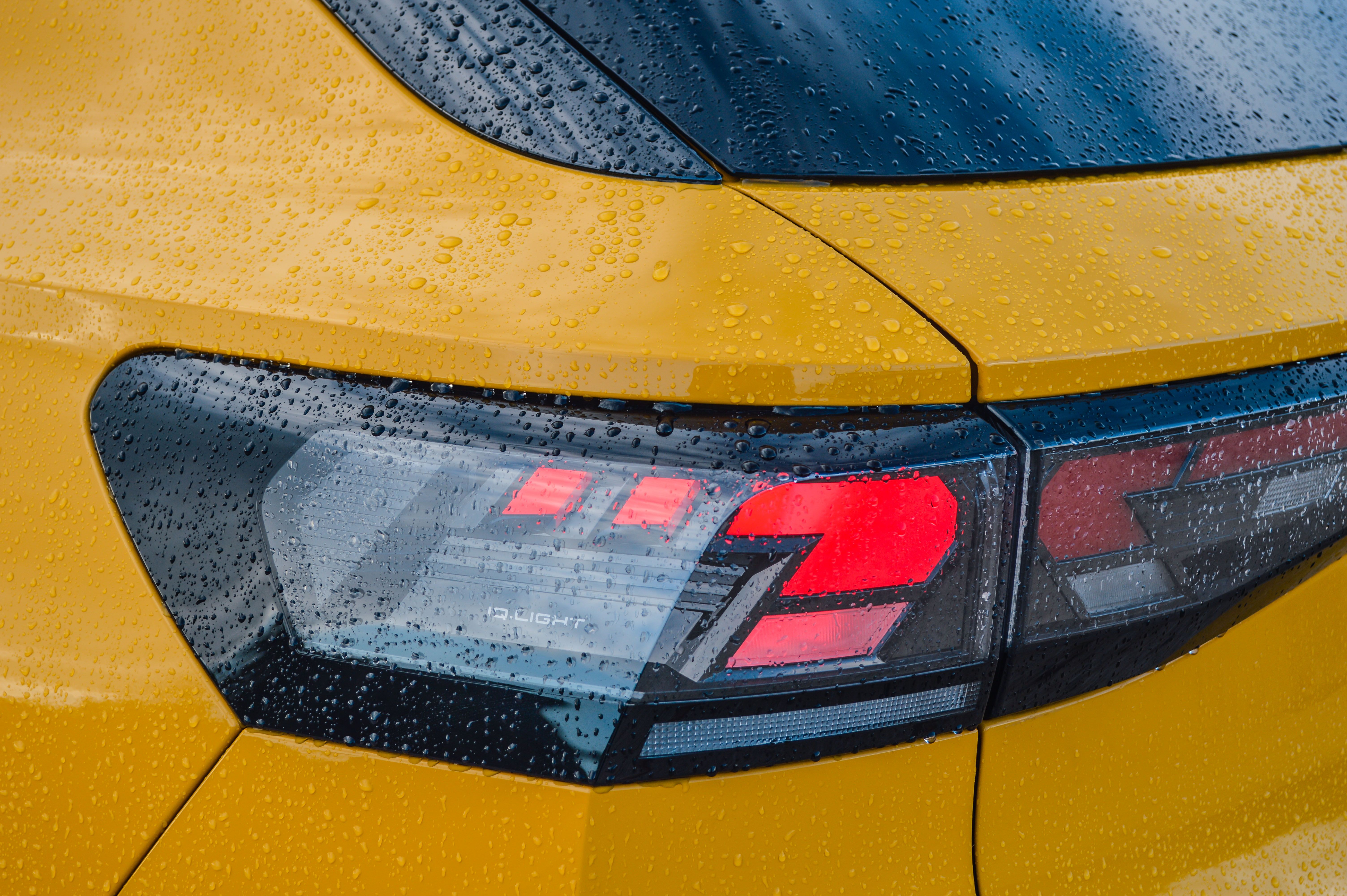 FOTO | Prim contact cu noul Volkswagen T-Roc. Cum au reușit germanii să îmbunătățească rețeta bestseller-ului lor - Poza 44