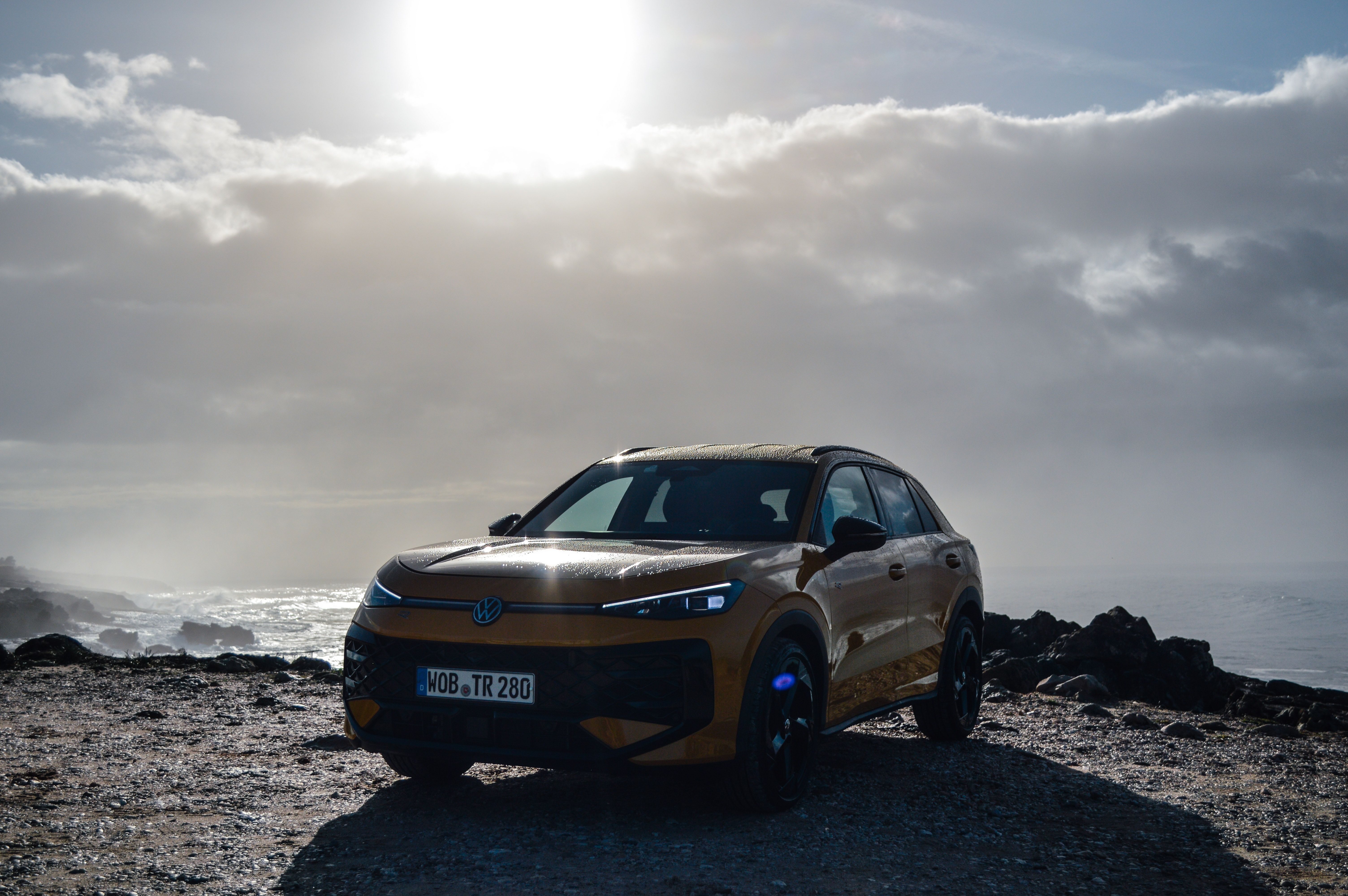 FOTO | Prim contact cu noul Volkswagen T-Roc. Cum au reușit germanii să îmbunătățească rețeta bestseller-ului lor - Poza 18