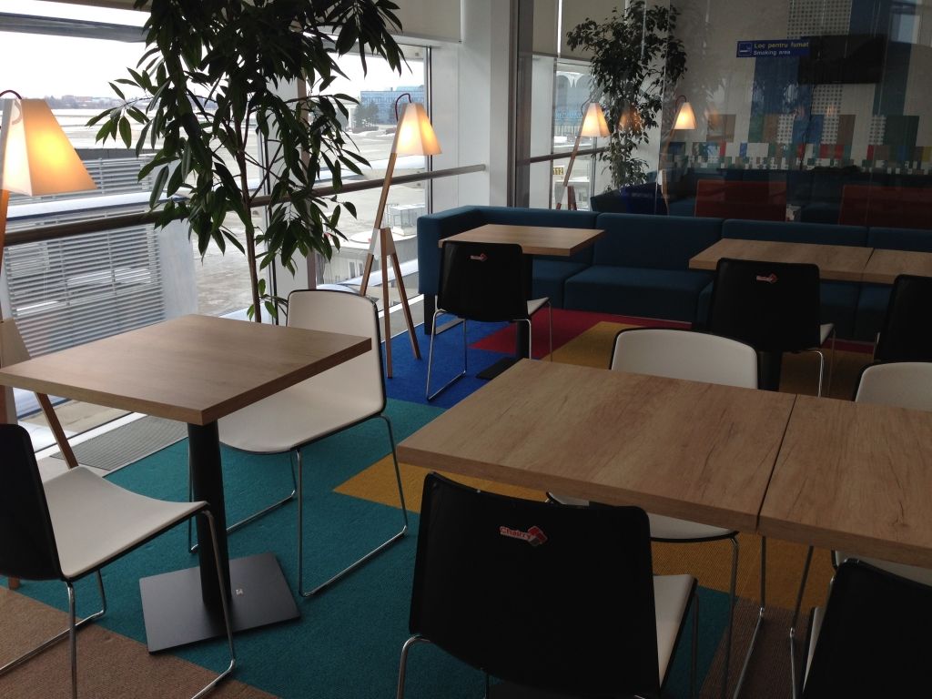 Salon Business Aeroportul Henri Coanda - Imagine 5