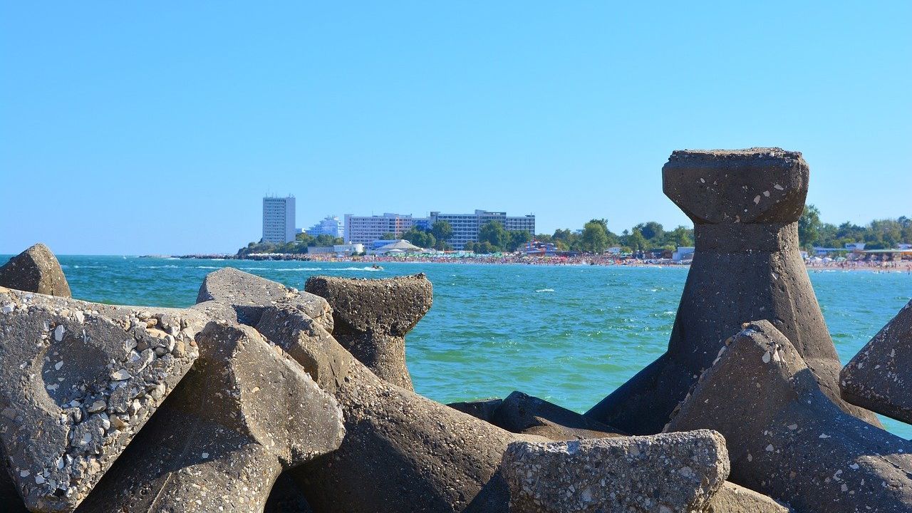 COVID-19 | Studiu: 71% dintre turiști vor, în continuare, să-și petreacă vacanța pe litoralul românesc