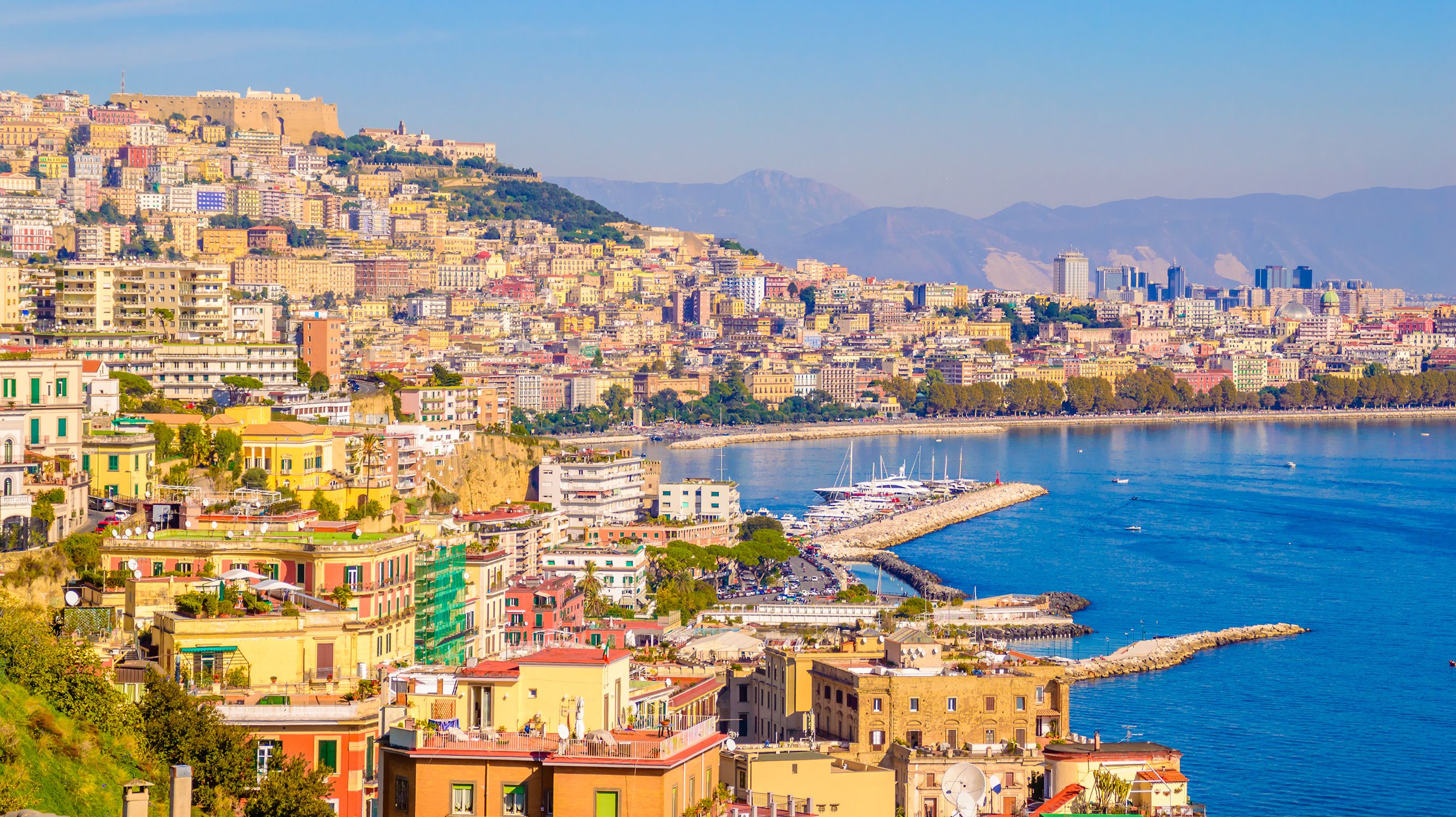 City break-uri ieftine în toamna lui 2026: unde poți pleca din România cu buget redus