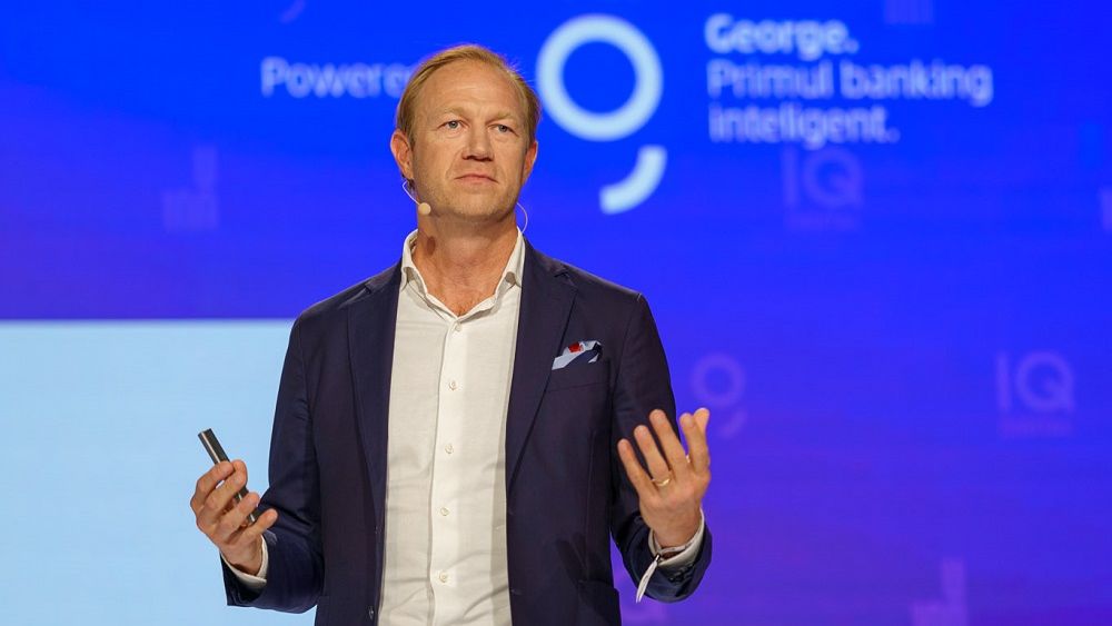 Co-fondator Skype: E stupid să înveți lucruri pe dinafară azi. Toată lumea are telefon și Google