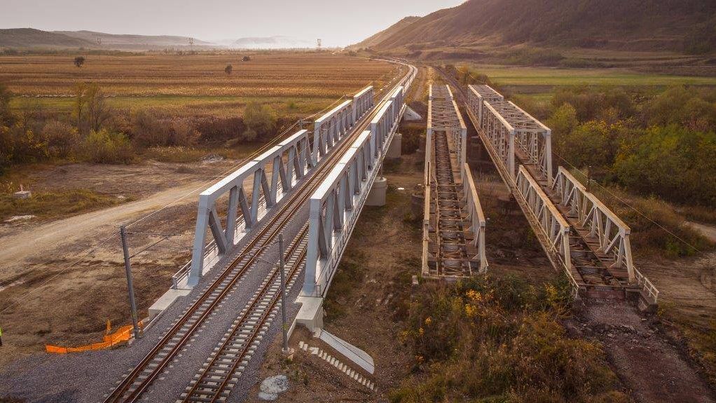 CFR anunta ca 636 de poduri de cale ferata urmeaza sa fie incluse in programe de modernizare