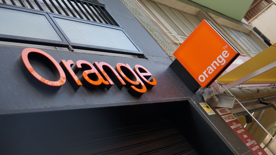 Orange şi MasMovil au semnat un acord pentru combinarea operaţiunilor din Spania