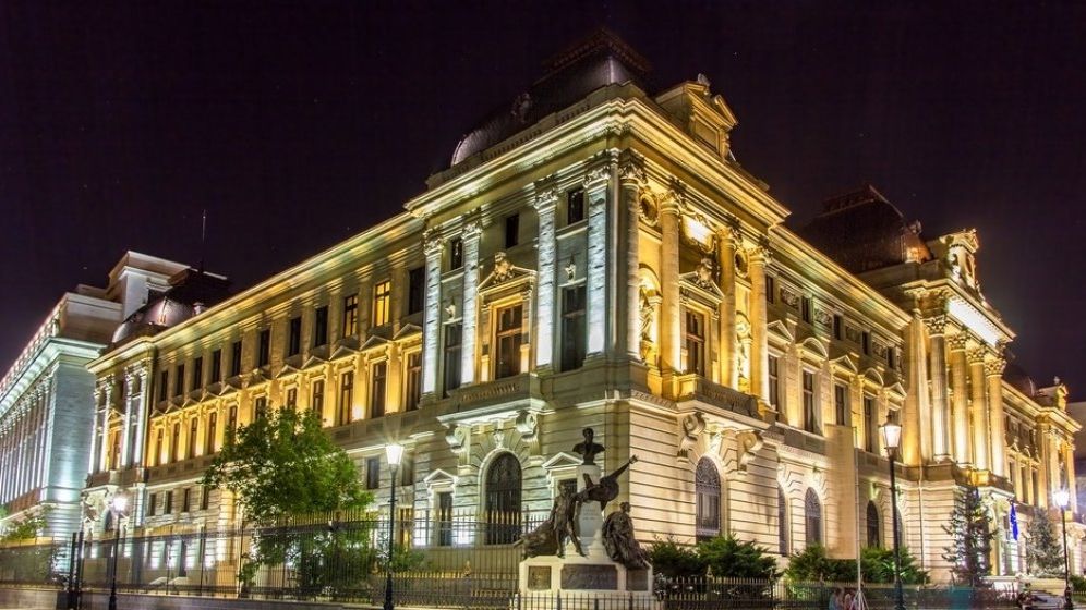 BNR: Contributia formarii brute de capital fix la dinamica PIB se anticipeaza a fi in 2018 in scadere ampla fata de anul anterior
