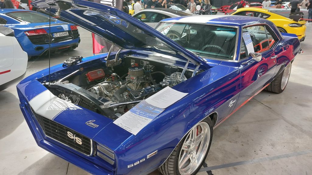 [GALERIE FOTO] Ce poți vedea la DropDown 4, salonul de mașini modificate și retro - Imagine 23
