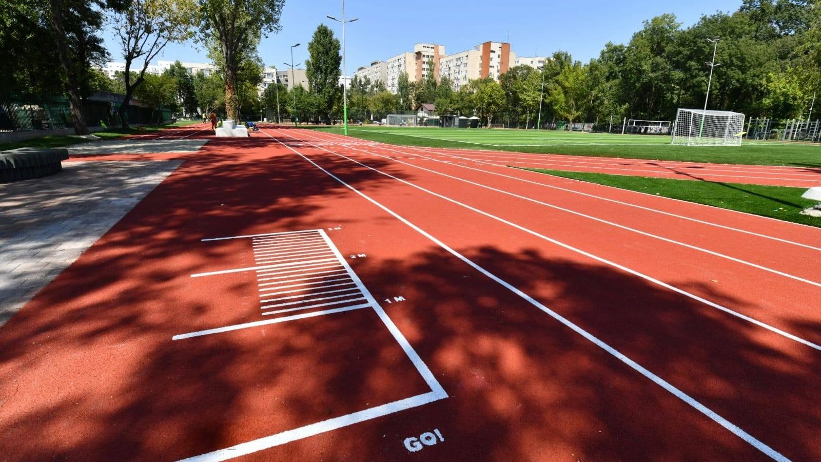 FOTO | A fost inaugurată baza sportivă „Cristina Neagu”, cea mai mare dintr-o școală din România