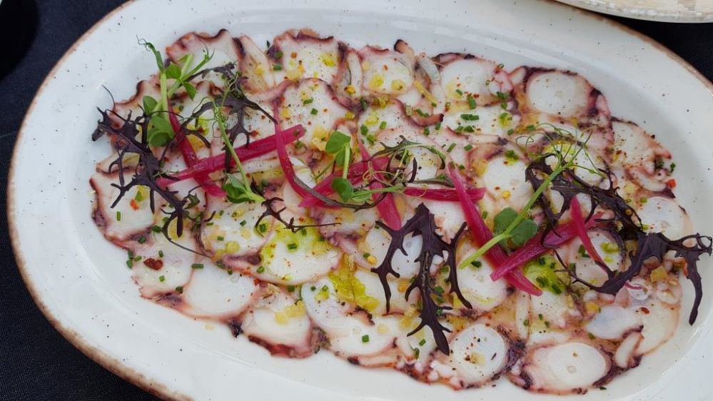 Review restaurant George Butunoiu: 20 de ani de Mesogios în București